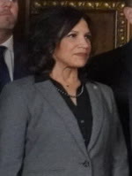 Lisa Demuth